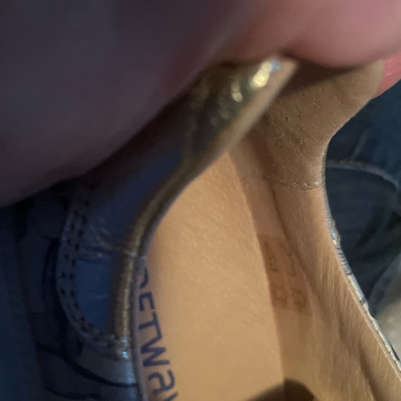 Soft waves arch support brand new women’s sneakers size 38 European - Picture 2 of 12